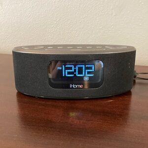 iHome Black Digital Alarm Clock, EUC